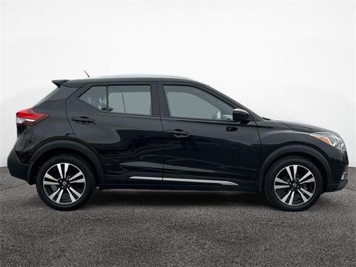 2018 Nissan Kicks SR