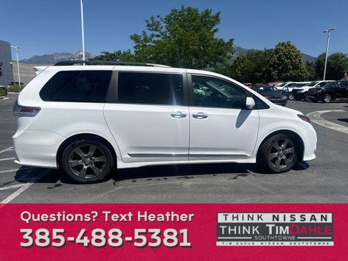 2017 Toyota Sienna SE
