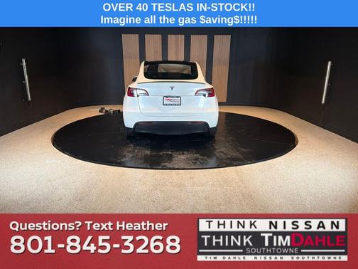 White 2022 Tesla Model Y Performance Dual Motor All-Wheel Drive