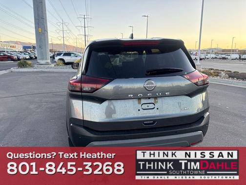 Gun Metallic 2023 Nissan Rogue S