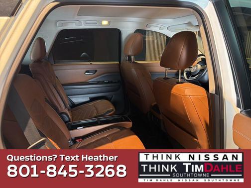 2022 Nissan Pathfinder Platinum 2WD