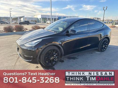 2022 Tesla Model Y Long Range Dual Motor All-Wheel Drive