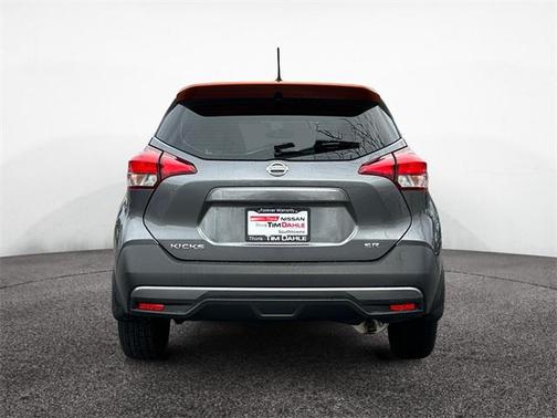2019 Nissan Kicks SR