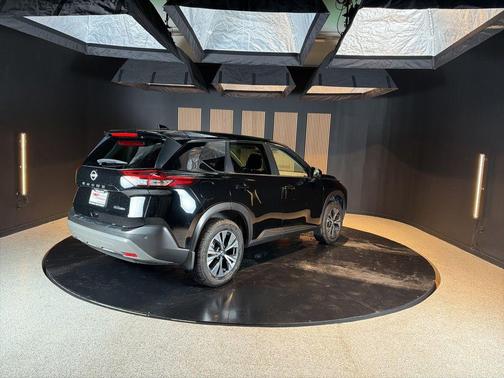 Super Black 2023 Nissan Rogue SV