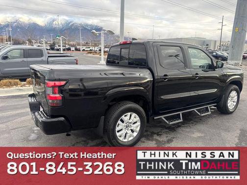 2022 Nissan Frontier SV