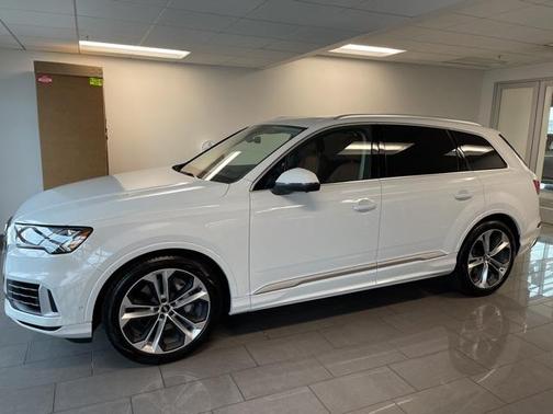 2020 Audi Q7 55 Prestige