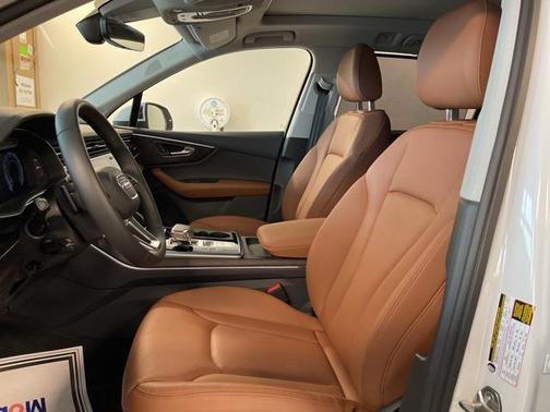 2020 Audi Q7 55 Prestige