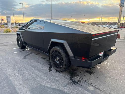 2024 Tesla Cybertruck All-Wheel Drive