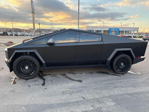 2024 Tesla Cybertruck All-Wheel Drive