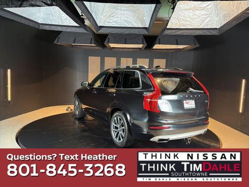 Onyx Black Metallic 2019 Volvo XC90 T6 Momentum