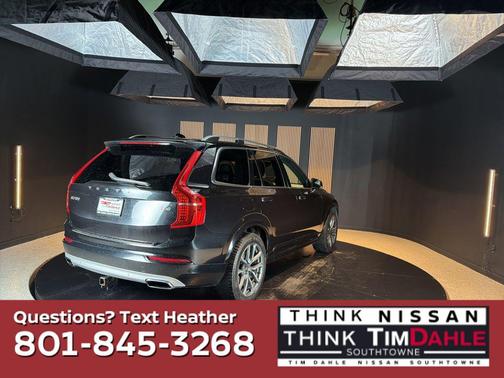 Onyx Black Metallic 2019 Volvo XC90 T6 Momentum