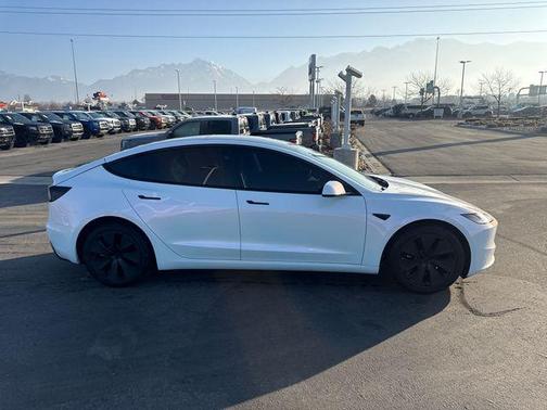 2025 Tesla Model 3 Long Range