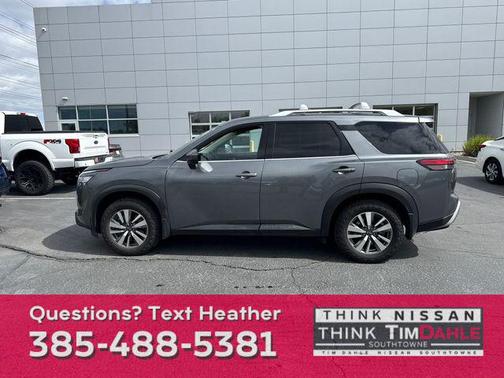 2022 Nissan Pathfinder SL 4WD