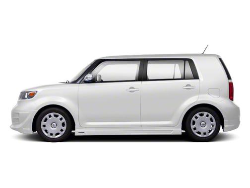 White 2010 Scion xB Release Series 7.0