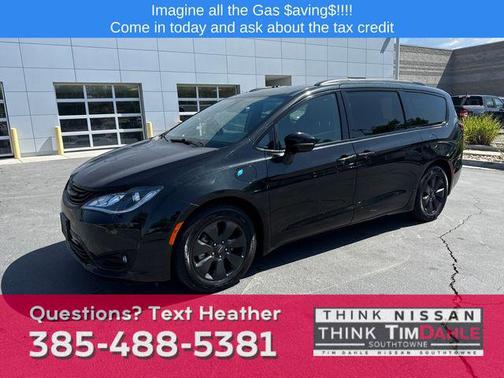 2019 Chrysler Pacifica Hybrid Limited