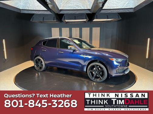 Blue 2018 Maserati Levante GranLusso