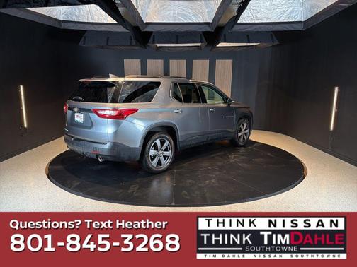 Satin Steel Metallic 2020 Chevrolet Traverse LT Leather