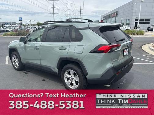 2021 Toyota RAV4 Hybrid XLE