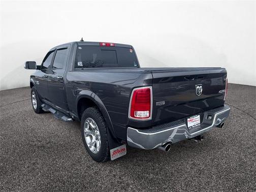 Granite Crystal Metallic Clearcoat 2017 RAM 1500 Laramie