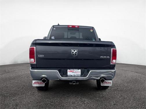 Granite Crystal Metallic Clearcoat 2017 RAM 1500 Laramie