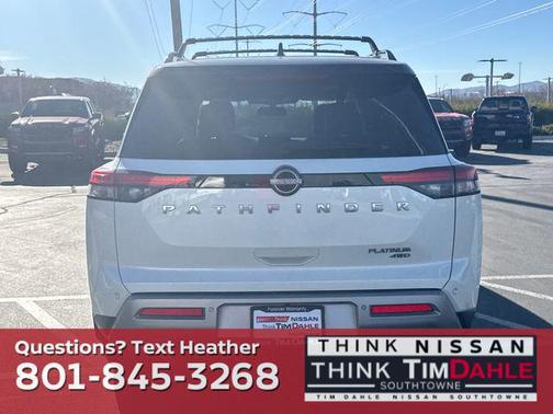 2022 Nissan Pathfinder Platinum 4WD