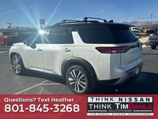 2022 Nissan Pathfinder Platinum 4WD