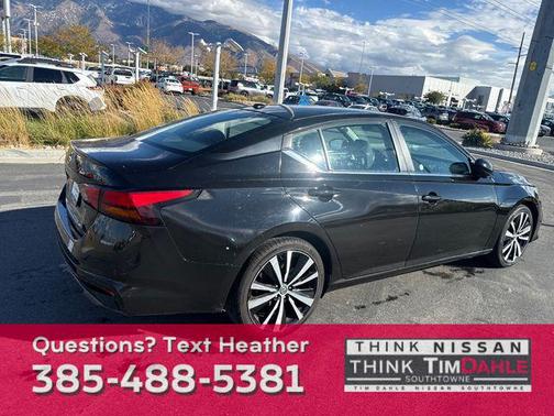 2021 Nissan Altima SR FWD