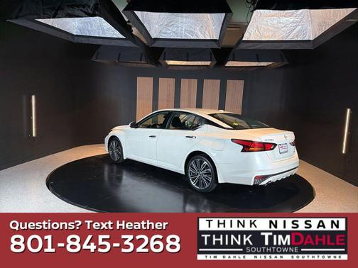 Pearl White Tricoat 2024 Nissan Altima 2.5 SL