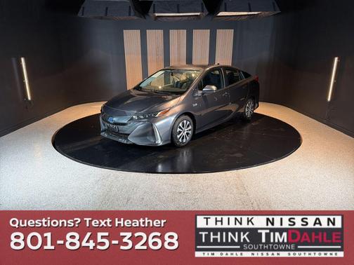 Magnetic Gray Metallic 2021 Toyota Prius Prime LE