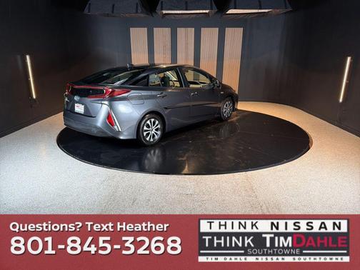 Magnetic Gray Metallic 2021 Toyota Prius Prime LE