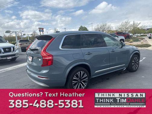 2022 Volvo XC90 Recharge Plug-In Hybrid T8 Inscription Expression 6 Passenger