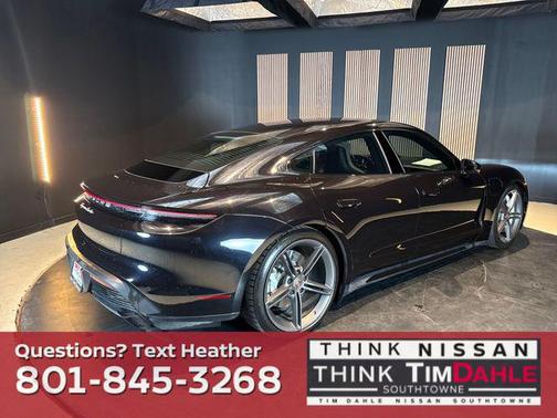 2020 Porsche Taycan Turbo