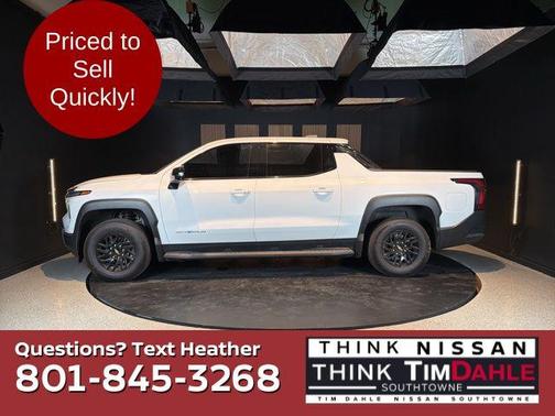 Summit White 2025 Chevrolet Silverado EV LT