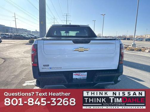 2025 Chevrolet Silverado EV LT