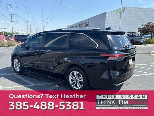 2021 Toyota Sienna Limited 7-Passenger