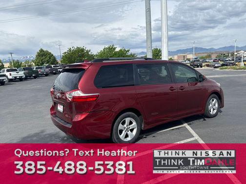 2019 Toyota Sienna LE