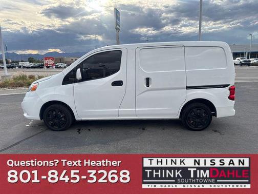 2021 Nissan NV200 SV