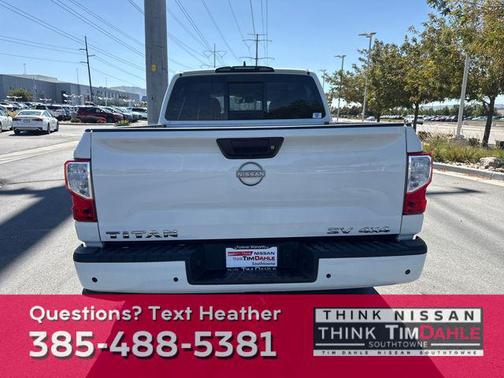2023 Nissan Titan SV