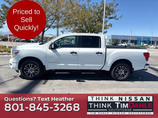2023 Nissan Titan SV