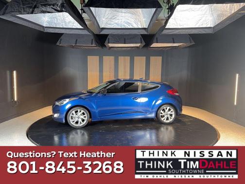 Pacific Blue Pearl 2017 Hyundai Veloster Base