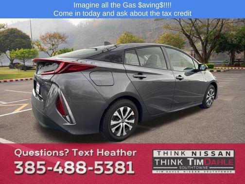 2021 Toyota Prius Prime LE