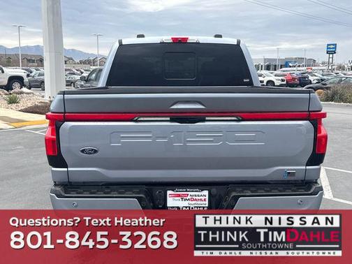 2022 Ford F-150 Lightning LARIAT