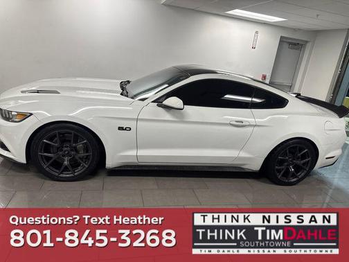 2017 Ford Mustang GT