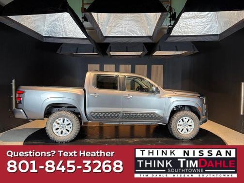 Gun Metallic 2022 Nissan Frontier SV