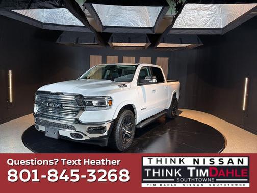 Bright White Clearcoat 2022 RAM 1500 Laramie