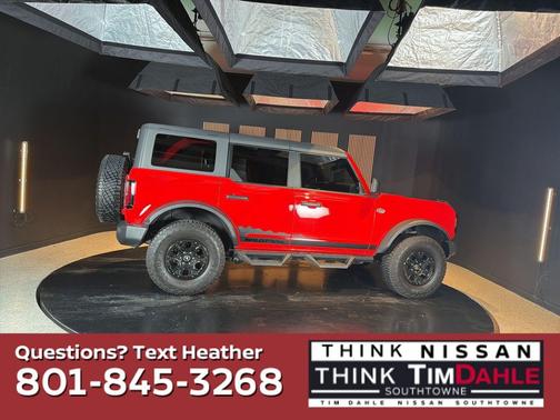 Race Red 2023 Ford Bronco Wildtrak