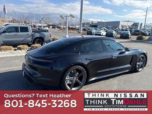 2020 Porsche Taycan Turbo