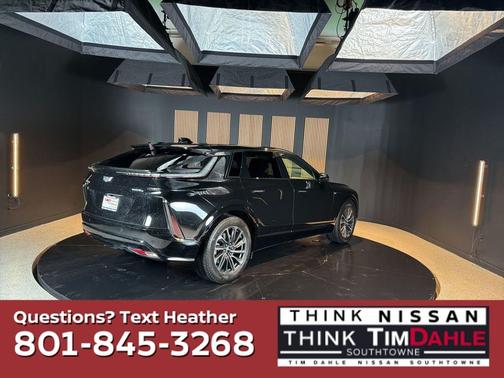 Stellar Black Metallic 2024 Cadillac LYRIQ Sport