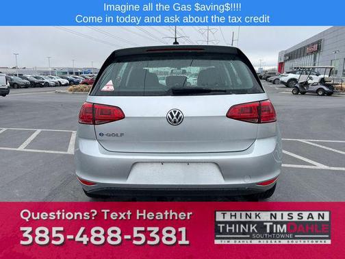 2016 Volkswagen e-Golf SE