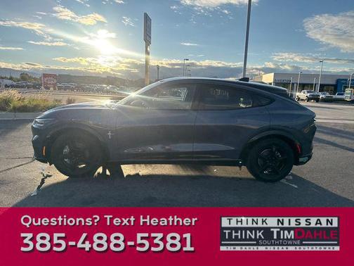 2021 Ford Mustang Mach-E California Route 1
